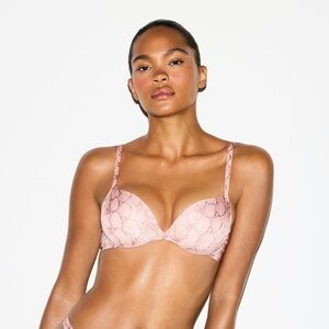 NWT SKIMS ULTIMATE Bra